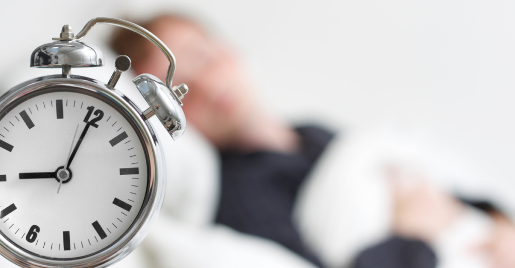 Person returning to stressful work after a short break showing burnout returning quickly